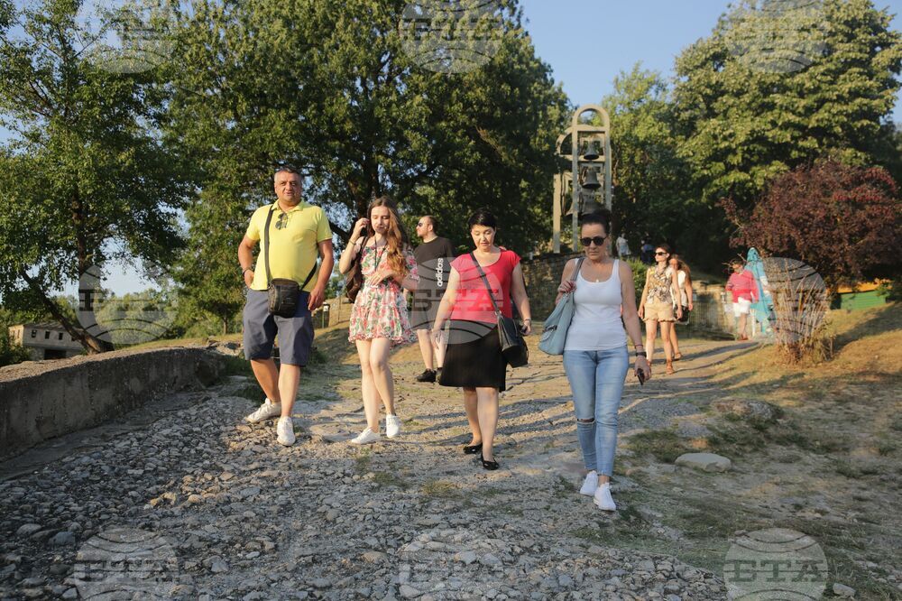 Велико Търново - журналисти - България - Република Северна Македония - „Време за разговор“ - резерват „Царевец”