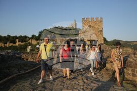 Велико Търново - журналисти - България - Република Северна Македония - „Време за разговор“ - резерват „Царевец”