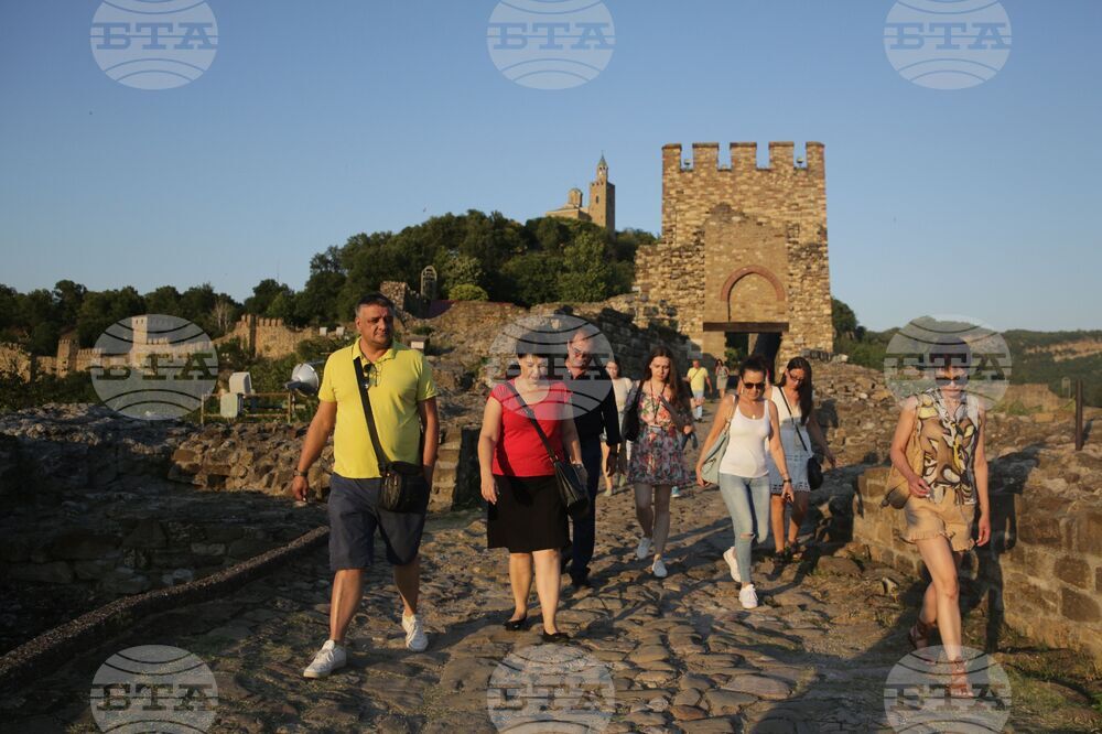 Велико Търново - журналисти - България - Република Северна Македония - „Време за разговор“ - резерват „Царевец”