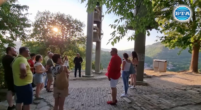 В рамките на срещата „Време за разговор“ журналисти от Република България и Република Северна Македония посетиха Архитектурно-музейния резерват „Царевец”