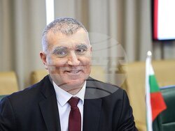 Снимка: Възраждане