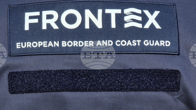 Фронтекс отбеляза 26% спад на незаконните преминавания през границите на ЕС за 2025 г.