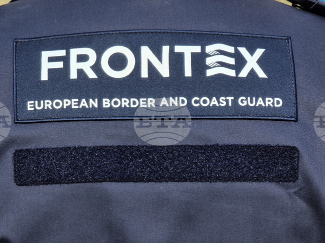 Фронтекс отбеляза 26% спад на незаконните преминавания през границите на ЕС за 2025 г.