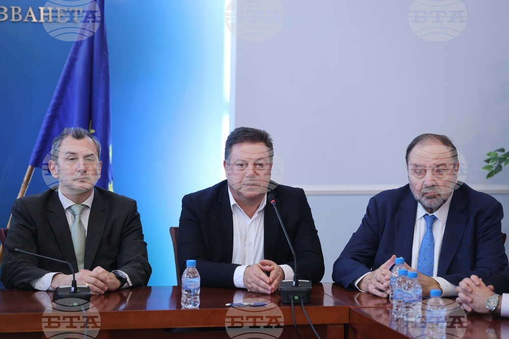 Министерство на здравеопазването - анекси - подписване