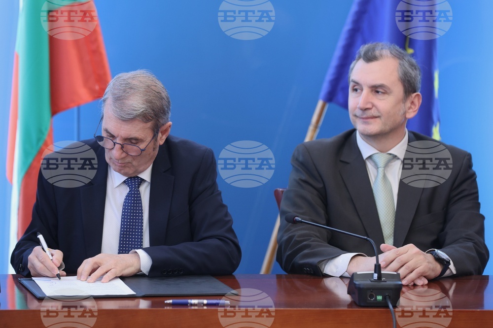 Министерство на здравеопазването - анекси - подписване