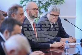 Министерство на здравеопазването - анекси - подписване