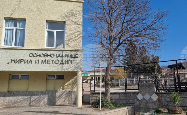 Открит е нов СТЕМ център в училището в поповското село Зараево