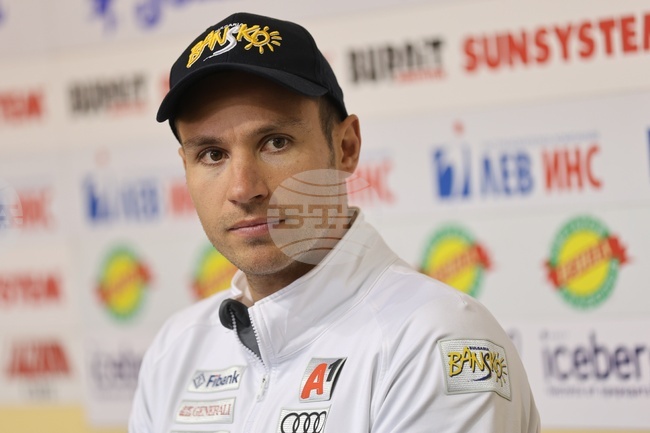 Радослав Янков премина с девети резултат квалификациите на състезанието по паралелен гигантски слалом в Кортина д'Ампецо