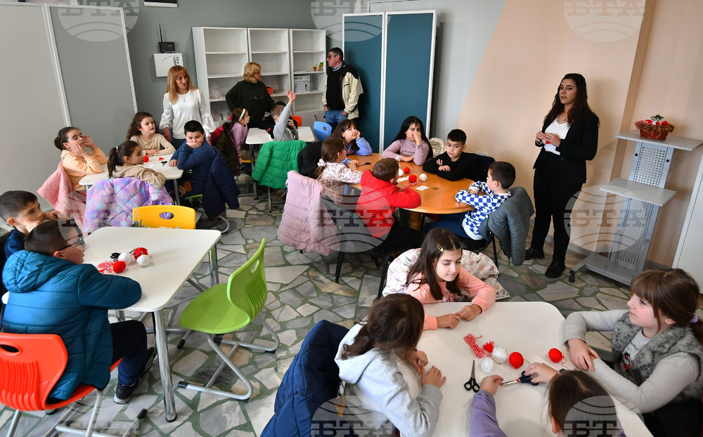 Исперих - работилница за мартеници