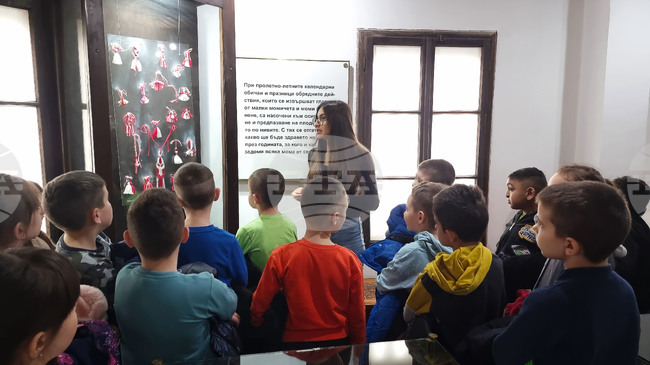 Разград - мартеници - музей - работилница