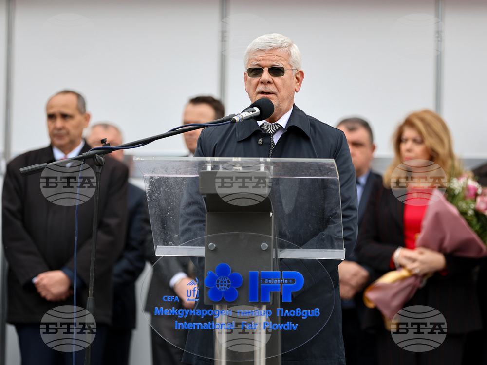 Пловдив - Международен панаир - откриване - Кирил Вътев