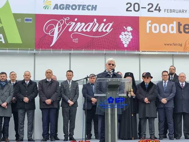 Министър Вътев: Изложенията АГРА, ВИНАРИЯ и ФУДТЕХ бележат ръст от 25% и срещат науката и практиката с най-новите постижения в земеделието