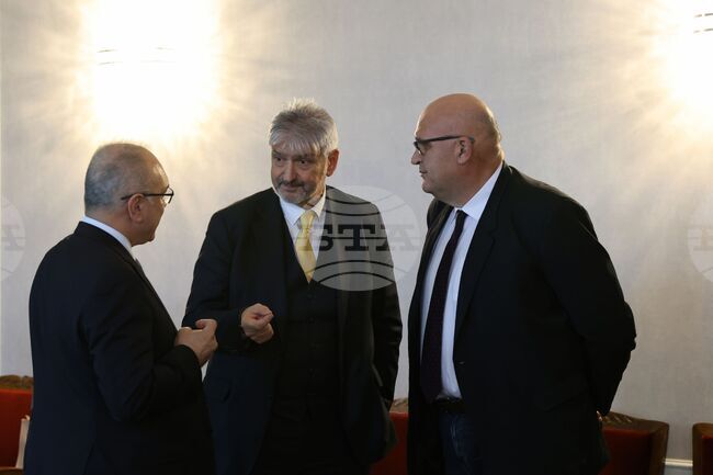 Парламент - Комисията по здравеопазване - кръгла маса