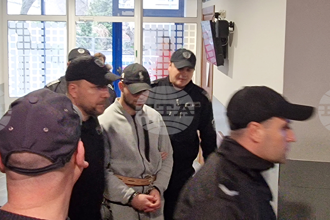 В Софийския районен съд продължава делото срещу Васил Михайлов, подсъдим за няколко побоя