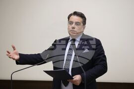 Министерство на финансите - Асен Василев - брифинг