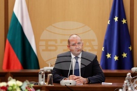 Румен Радев - Национална кръгла маса „Иновациите – възможности пред България“