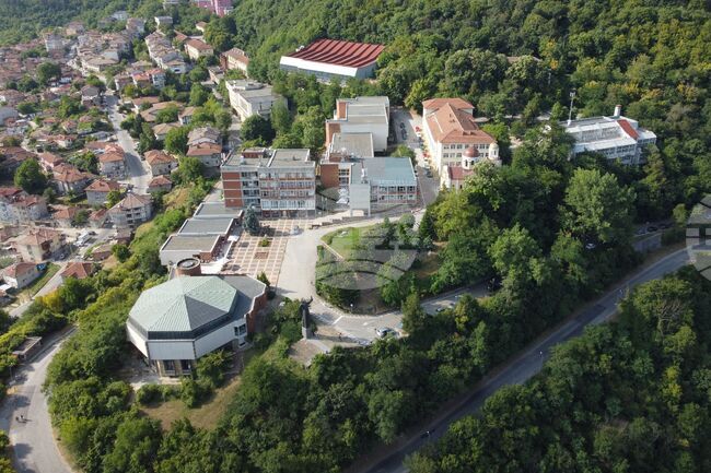 Във Великотърновския университет се обучават 381 чуждестранни студенти, 49 са от ЕС