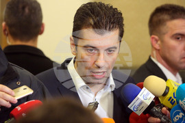 Парламент - Кирил Петков