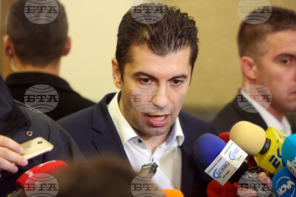 Парламент - Кирил Петков