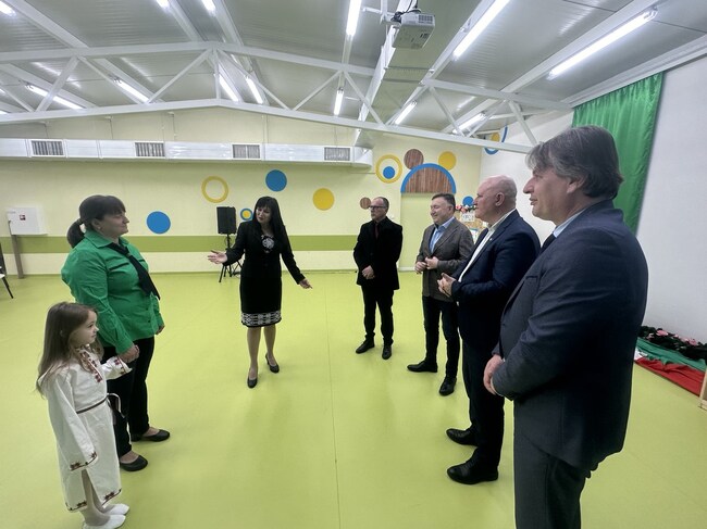 МОН и община Карлово ще работят за по-тясна връзка на бизнеса с образованието