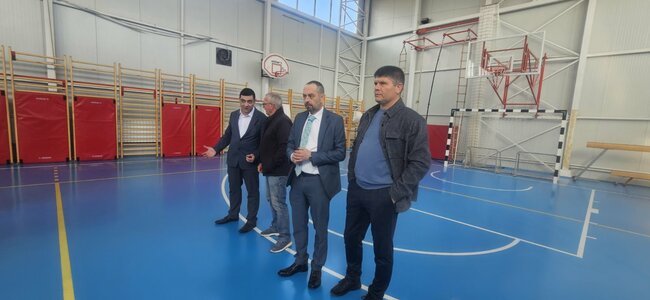Клуб по борба в Щип (Северна Македония) получи спортен тепих по проект, финансиран по линия на Българската помощ за развитие