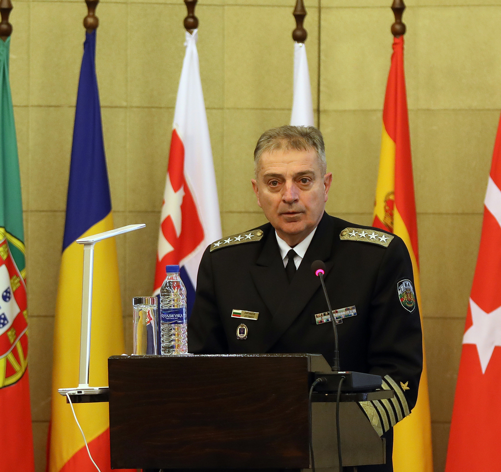 Адмирал Емил Ефтимов: Инвестициите в сигурността са фундаментални за функционирането на всички социално-икономически сфери