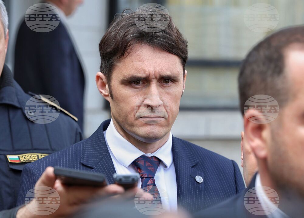 Бургас - министър  - брифинг - Емил Павлов