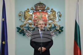 Румен Радев - Почетен знак на президента