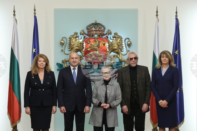 Румен Радев - Цветана Манева - отличие