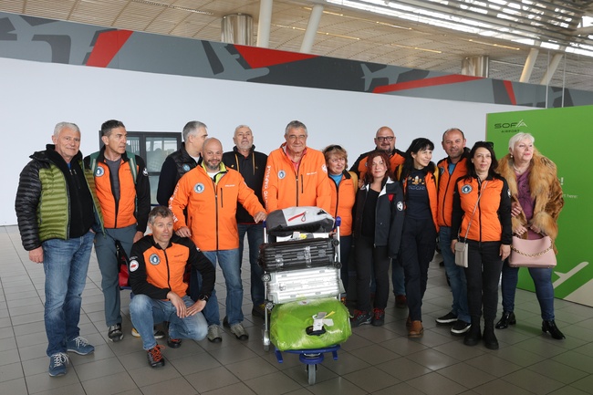 Летище София -32-ра Национална антарктическа експедиция - участници - завръщане