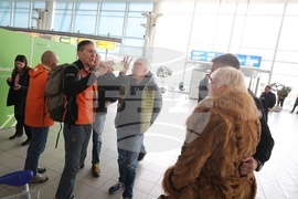 Летище София -32-ра Национална антарктическа експедиция - участници - завръщане