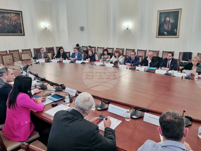 Народно събрание - Подкомисия за наблюдение на дейността в областта на защитата на потребителите и ограничаването на монополите