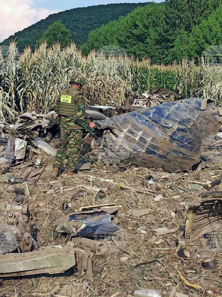 Загадка остават причините за катастрофата на товарния самолет край гръцкия град Кавала в събота