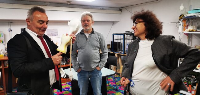 МК: Министърът на културата Кръстю Кръстев пожела успех на режисьора Богдан Петканин, който пое директорския пост в ДТ „Адриана Будевска” в Бургас