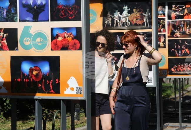 Изложба - 65-ия юбилеен сезон на театъра на НАТФИЗ