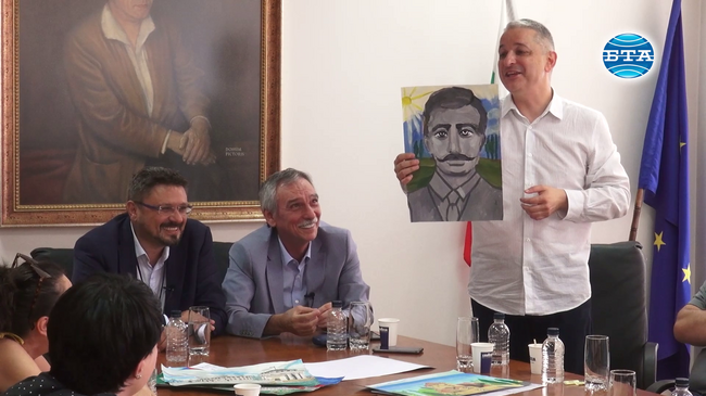 Български и македонски журналисти се запознаха с добрите примери между двете държави в сферата на образованието