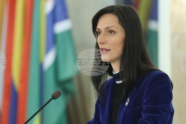 Мария Габриел оглавява института "Робер Шуман" за обучение на политици от Европейската народна партия