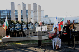 Бургас - летище - годишнина от  терористичен акт - възпоменателна церемония