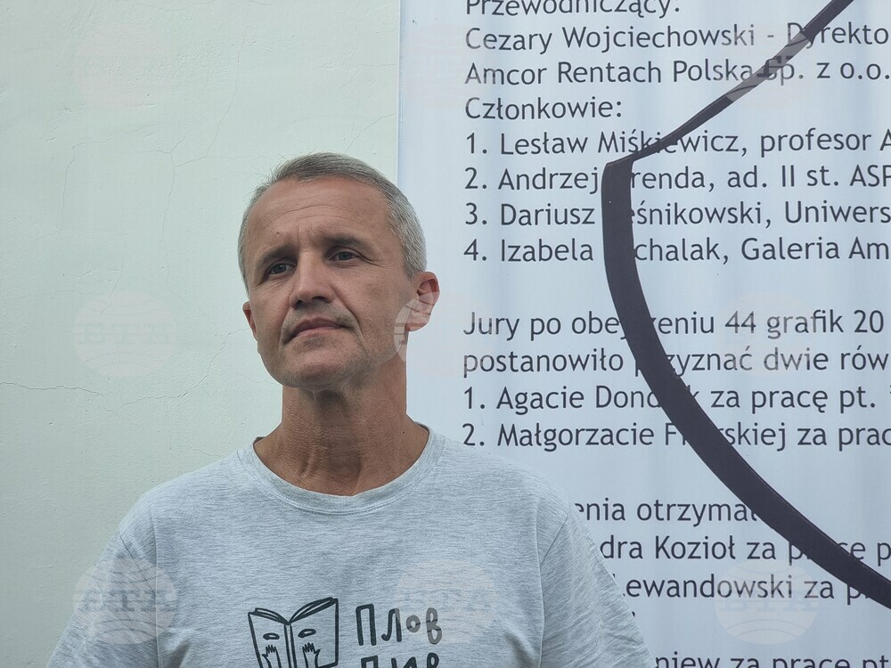 Известният български музикант Петко Славов представи в родния си Казанлък своя дебютен роман "Въпреки любовта"