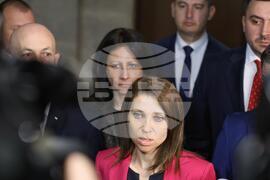 Парламент - Искра Михайлова - брифинг