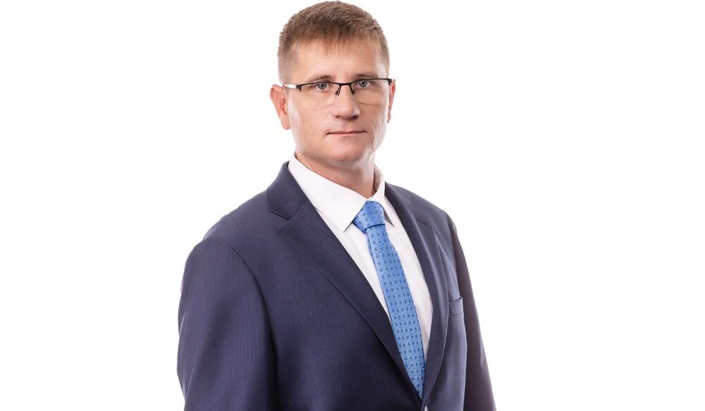 Димо Дренчев от „Възраждане“: Евробюрократите искат да дадат финансите на обикновения човек в ръцете на дигиталните гиганти