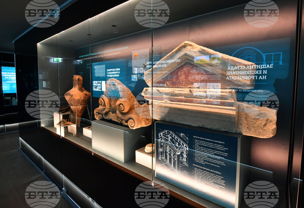 Село Свещари - Тракийска царска гробница - туристически сезон 2024