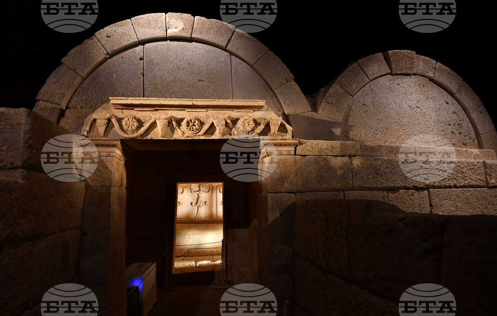 Село Свещари - Тракийска царска гробница - туристически сезон 2024