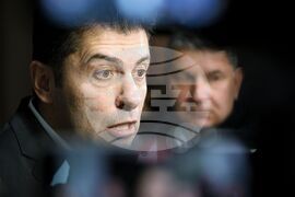 Парламент - Кирил Петков - брифинг