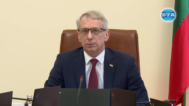 Нормално е след първия сблъсък страните да седнат на масата на преговорите, заяви премиерът Николай Денков