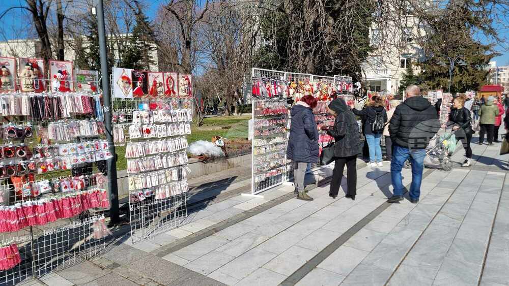 Мартенски базар заработи в централната част на Силистра
