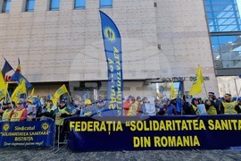 Румъния - протест - лекари - медицински сестри