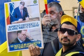 Румъния - протест - лекари - медицински сестри