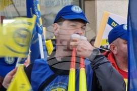 Румъния - протест - лекари - медицински сестри