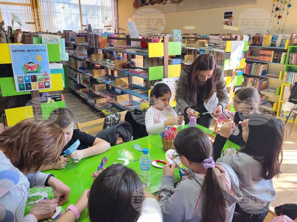 Самоков - Детска библиотека - мартенска работилница